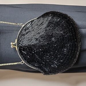 La Regale Ltd. beaded evening/cocktail purse in black and gold tones; vintage, 7